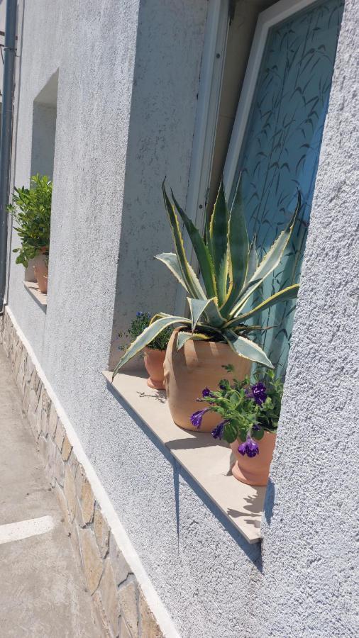 Emedes Apartment